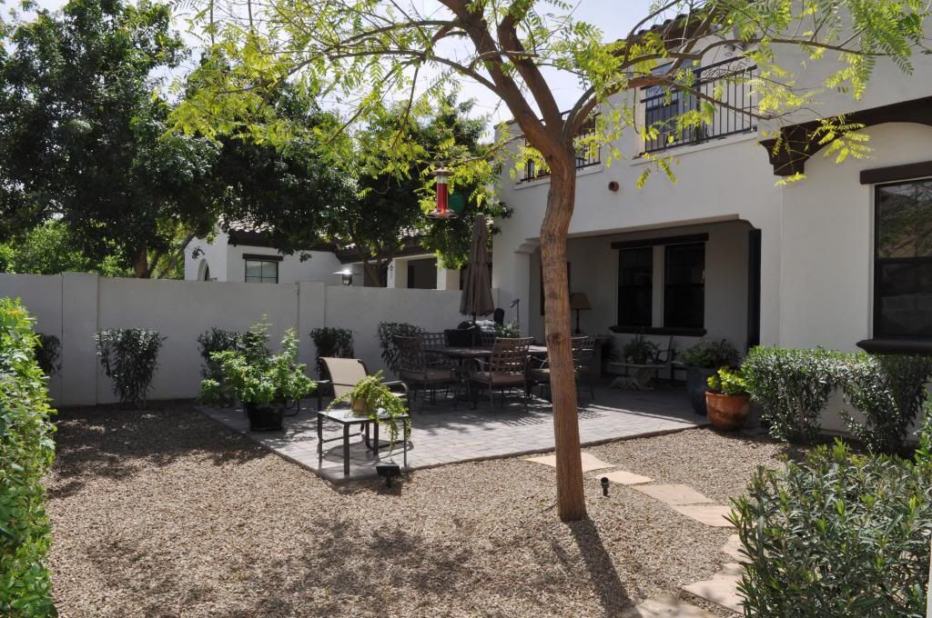 Chandler, AZ Home For Sale: 2 Bed Townhome w/ Loft+Den